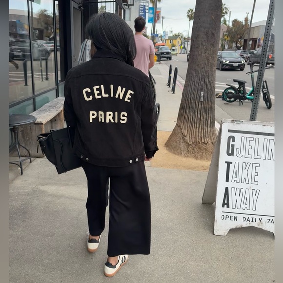 Meet your Posher, Sophie - Picture 1 of 6